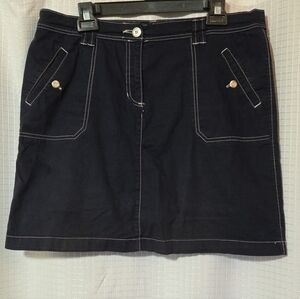 Karen Scott Women's Size 10 Skort Navy Skirt Shorts Contrasting Stitching
